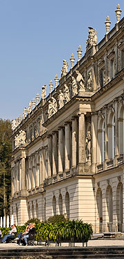 Bild: Fassade des Neuen Schlosses