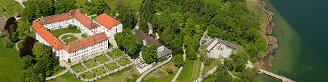 Picture: Augustiner-Chorherrenstift and restaurant "Schlosswirtschaft Herrenchiemsee"