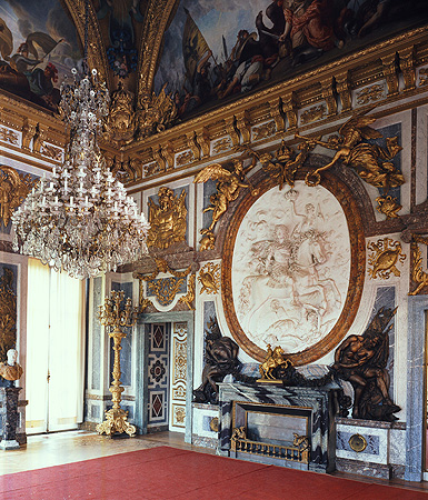 Le Salon de la Guerre, Versailles Kriegssaal450