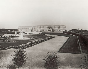 Historical photo of the palace, 1886